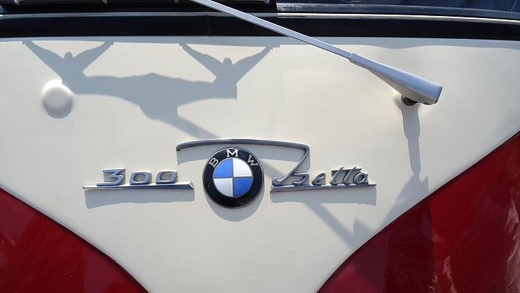 Impressionen vom 15. Coburger Old- und Youngtimertreffen auf dem Schlossplatz.Foto: Jochen Berger