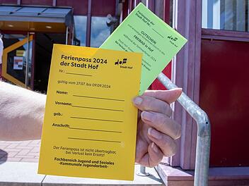 Frist für Hofer Ferienpass für Kinder läuft bald ab - jetzt noch beantragen