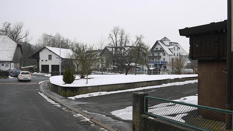 Neue Heimat für das Gerätehaus der Feuerwehr: das Grundstück in der Seilersgasse 1 Foto: Berthold Köhler