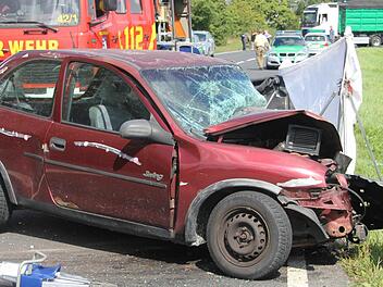 Am Mittwoch kam es bei Küps zu einem schweren Verkehrsunfall. Foto: Marco Meißner