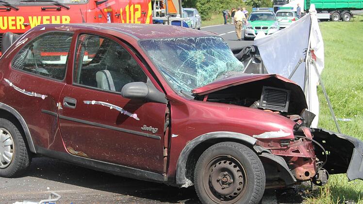 Am Mittwoch kam es bei Küps zu einem schweren Verkehrsunfall. Foto: Marco Meißner