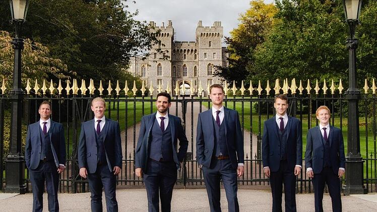 The Queen's Six, bestehend aus den Countertenören Daniel Brittain und Timothy Carleston, den Tenören Nicholas Madden und  Dominic Bland sowie Bariton/Bass Andrew Thompson und Simon Whiteley gastieren im Februar in Coburg. Veranstalter/Cora Beattie)