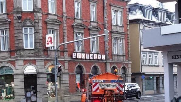 Winterimpressionen aus Coburg: Winterdienst im Einsatz.Foto: Jochen Berger