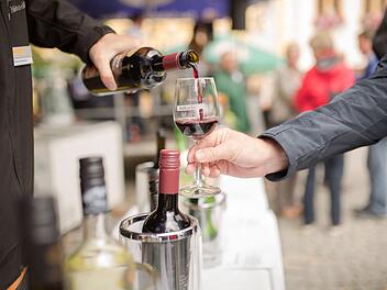 Volkach: Beim Mainschleifen-Winetasting rund 100 Weine entdecken