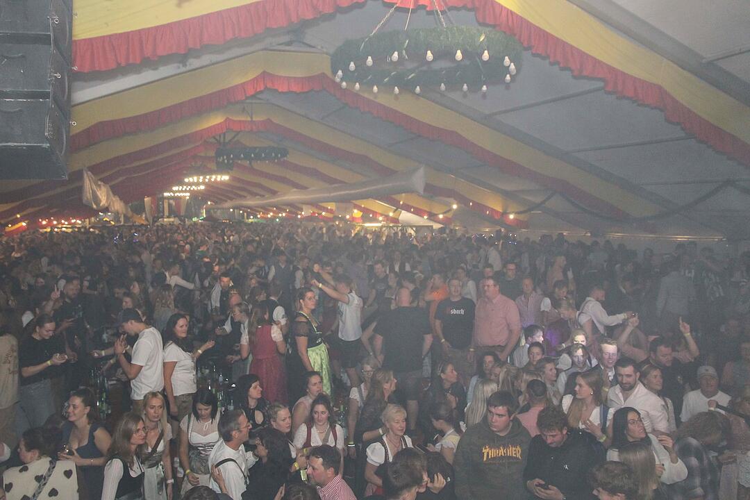 Endlich wieder Weinfest in Abtswind.