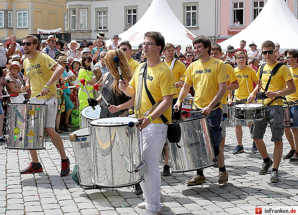 C_0710_Sambaumzug_22