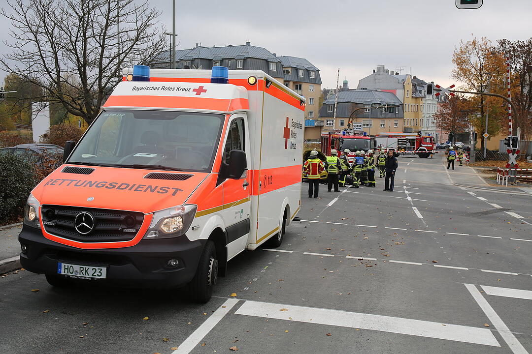 Vier Personen nach Kreuzungsunfall verletzt