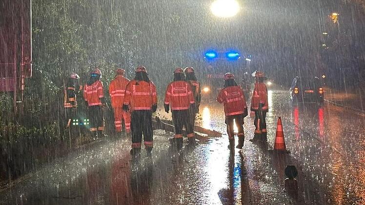 Nürnberg: Feuerwehren ziehen Bilanz nach Unwetter