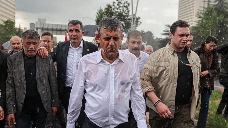 T&uuml;rkei geht gegen Opposition vor