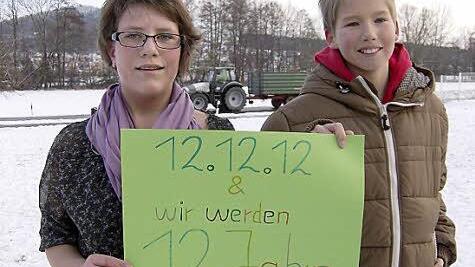 Eva Britting und Leonard Sparks feiern heute zwölften Geburtstag. Foto: Petra Malbrich