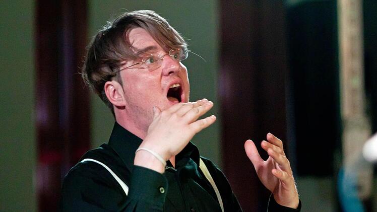 Mitreißender Chorleiter: Moritz Metzner.