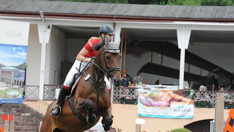 Szene vom Teamspringen.