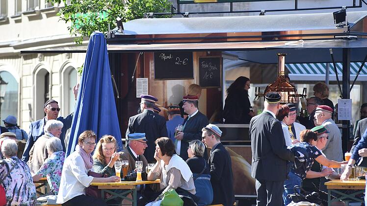 Trinken gehört dazu. Foto: Ronald Rinklef