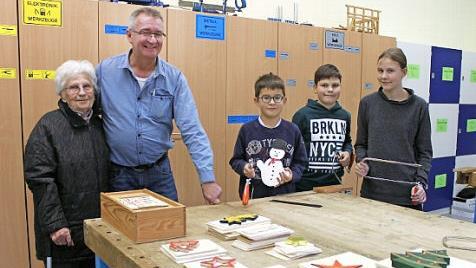 Raimund Albert leitet die Laubs&auml;gearbeiten.  Foto: privat