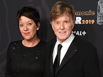 Robert Redford ist tot, er hinterl&auml;sst seine deutsche Ehefrau Sibylle Szaggars.