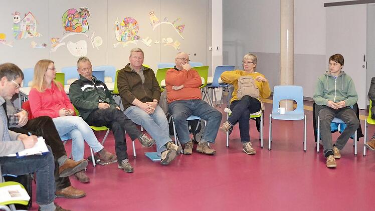 In einem dritten Workshop konkretisierten die Teilnehmer die Projekte für Ebern.  Foto: Paula Guggenberger/"landimpuls"