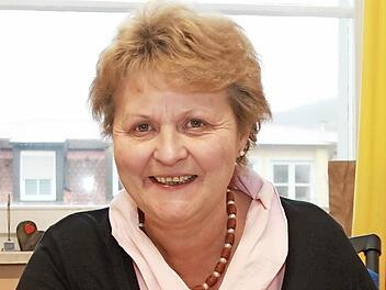 Pia Schmidt von der kirchlichen allgemeinen Sozialarbeit verwaltet den Kinderfonds. Foto: Dagmar Besand