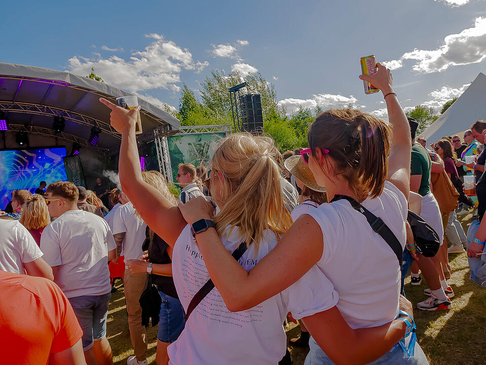 Das Sommerfestival f&uuml;r alle, die feiern, tanzen und einfach gl&uuml;cklich sein wollen!