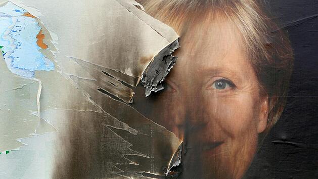 Beschädigte Wahlplakate standen in Ebermannstadt in letzter Zeit an der Tagesordnung. Foto: Karl-Josef Hildenbrand