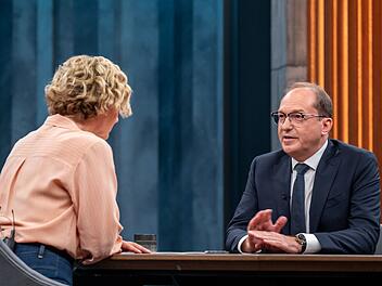 Alexander Dobrindt hat mit Caren Miosga über die verschärften Kontrollen an den deutschen Grenzen gesprochen.