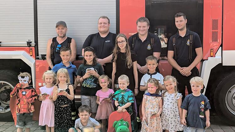 Grub am Forst: Matheo (3) schwer erkrankt - Feuerwehr berschert ihm unvergesslichen Moment