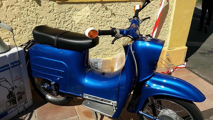 Ein wahres Schmuckstück: Simson "Schwalbe" aus den siebziger Jahren für 900 Euro.