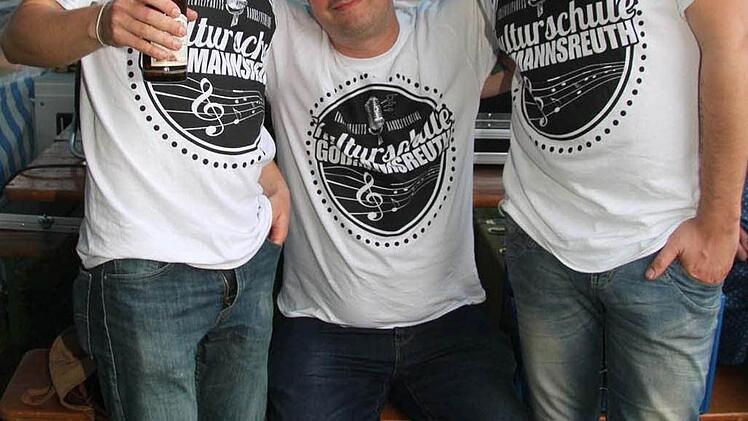 Trotz des miesen Wetters war die Stimmung prächtig. Foto: Sonja Adam