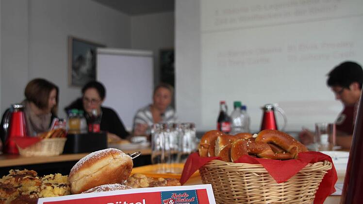 Genug Energie für die Fragen des Franken-Rätsels gab es beim Frühstück mit süßen und herzhaften Leckereien.