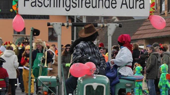 Faschingszug Aura Foto: Sabina Weinand