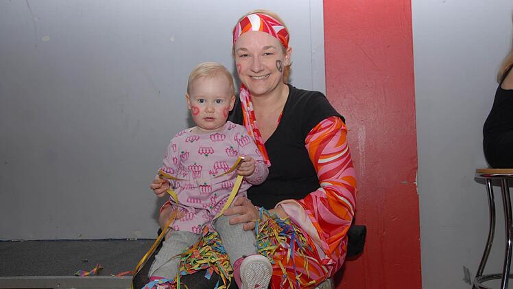 Die eineinhalbjährige Theresa kam mit ihrer Mama