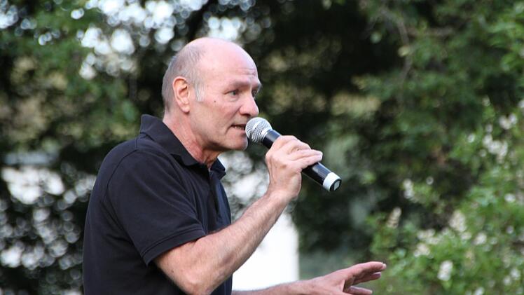 Auftakt der Erzähltheater-Reihe "Sternen-Poeten - Poesie zur Nacht" in Bad Brückenau am 21. Juni 2017. Foto: Ulrike Müller