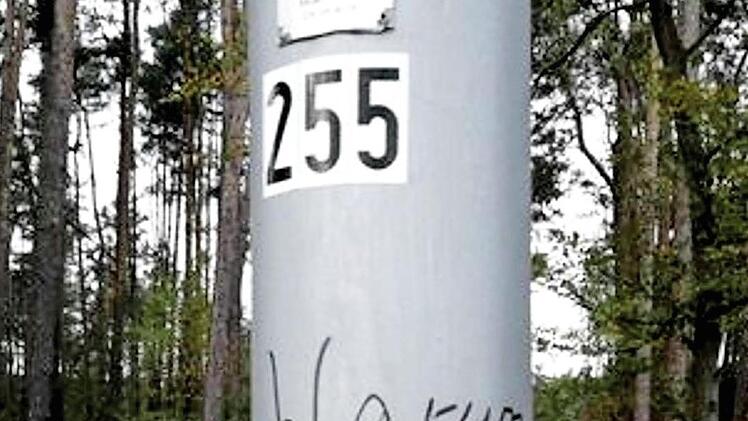 Die lange fehlende Beleuchtung hatte die Nutzer verärgert.