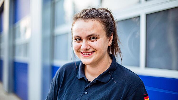 "Von 17 bis 72 ist in Forchheim alles dabei", sagt Nicole Endres. Sie ist Beauftragte f&uuml;r &Ouml;ffentlichkeitsarbeit in Forchheim. Foto: THW Forchheim