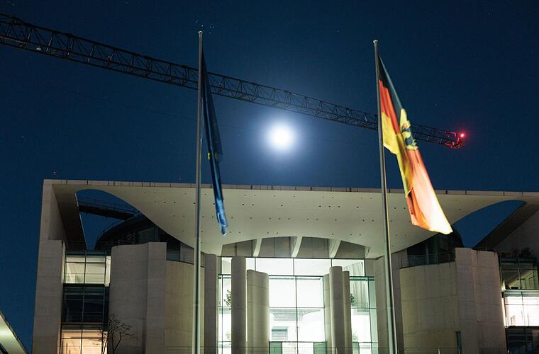 Kanzler sieht Stahlindustrie in «existenzbedrohender Krise»