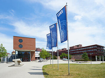 FAU Erlangen-Nürnberg: Fit für Studium - Abschlussklassen zu Studieninformationstagen eingeladen