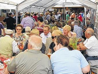 Dorffest bei Kaiserwetter