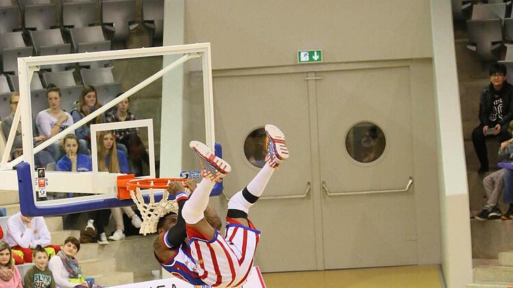 Am Dienstag waren die Harlem Globetrotters zu Gast in Coburg. Foto: Matthias Hoch