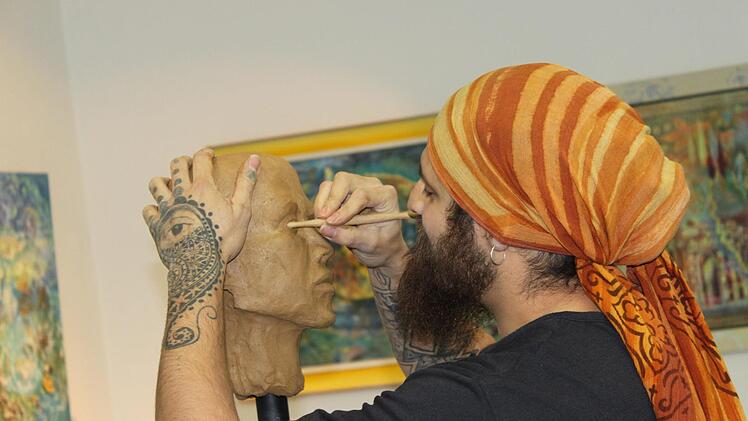 In einer Percussion offenbarte Ignacio Basaure den künstlerischen Prozess seines Schaffens.