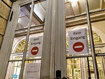 Ab Montag muss das Landestheater vorübergehend schließen für Zuschauer. Am Freitag aber findet noch die Premiere des Ballettabends "Social Dis-Dancing" statt.Foto: Jochen Berger