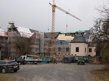 Schloss Greifenstein während der Arbeiten am Dachstuhl.