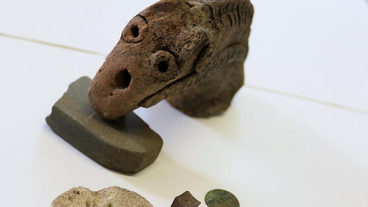 Nürnberg: Archäologen entdecken Fußbodenheizung aus dem Mittelalter - "Luxusausstattung"