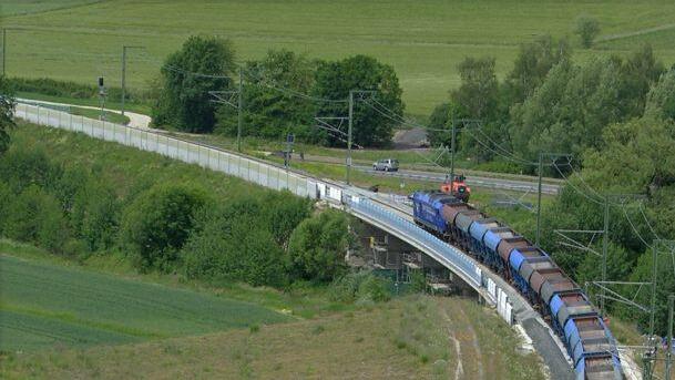 Der Testzug mit 1300 Schotter, Foto: Klaus Oelzner
