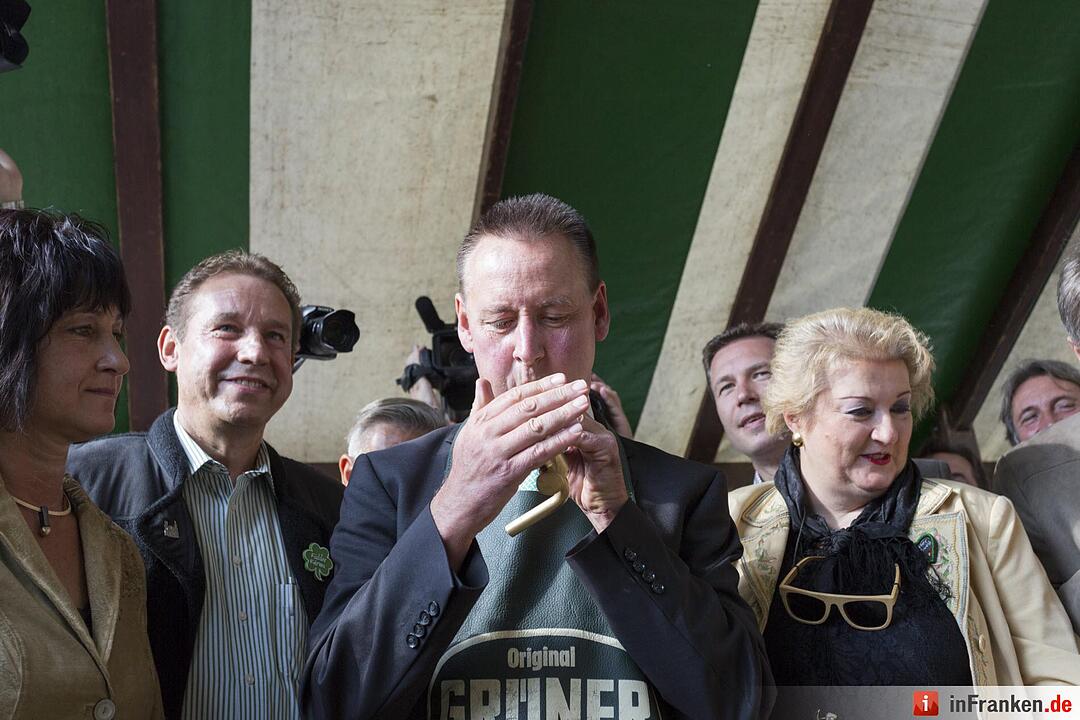 Fürther Michaeliskirchweih eröffnet