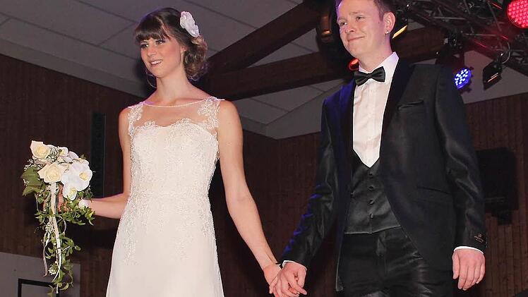 Brautmodenschau bei Murk. Foto: Evi Seeger