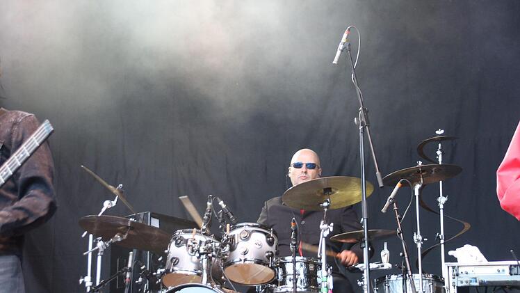 Die Spider Murphy Gang beim HUK-Coburg-Open-Air-Sommer im Tambacher SchlosshofMarieke Fiala
