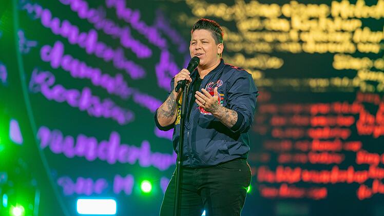 Zum bereits siebten Mal steht Kerstin Ott auf der B&uuml;hne der "Giovanni Zarrella Show".