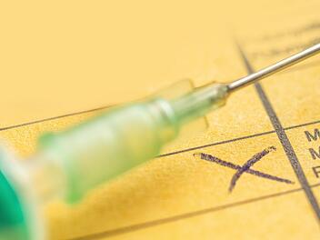 Neu eingeschulte Kinder m&uuml;ssen ab dem neuen Schuljahr einen Impfnachweis erbringen.Zerbor, adobe stock