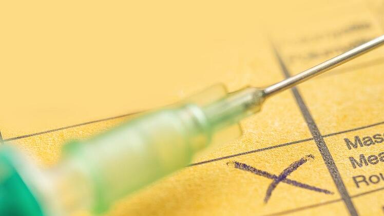 Neu eingeschulte Kinder m&uuml;ssen ab dem neuen Schuljahr einen Impfnachweis erbringen.Zerbor, adobe stock