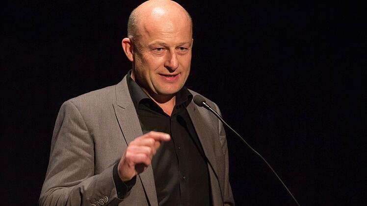 Positiv wirken durch kleine Ansätze - "ist das Ernst gemeint, Herr Welzer?", fragte Bürgermeister Schwarzmann Foto: Barbara Herbst