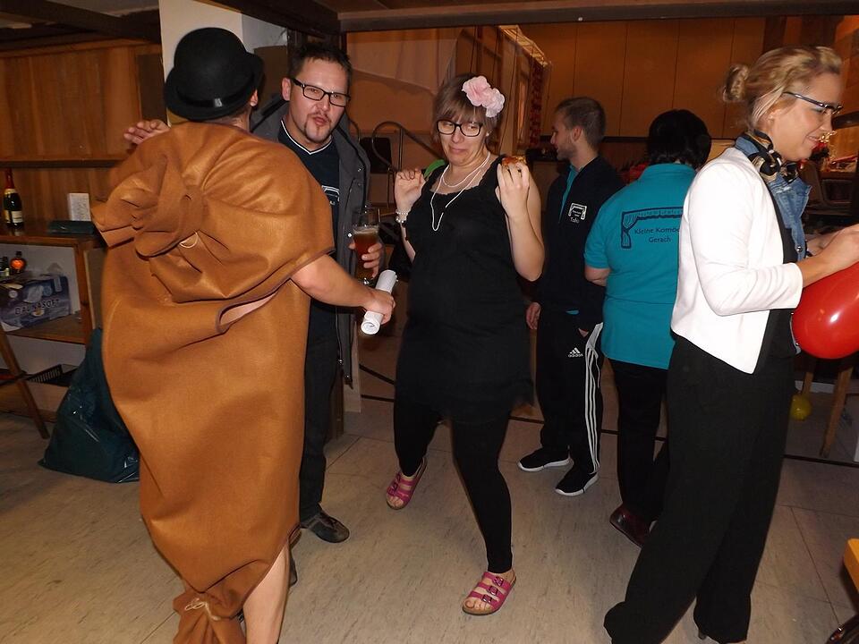 07.11.2016 Theatergruppe Gerach spielt >Die Nacht der Nächte!<